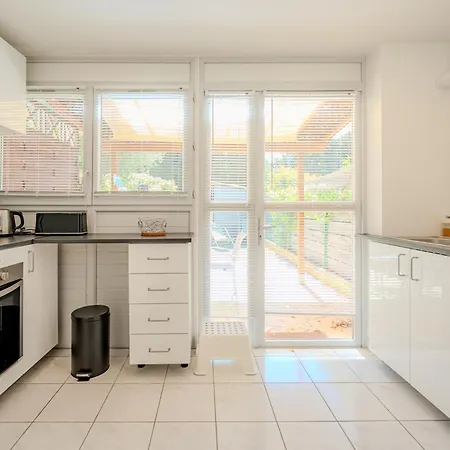 Appartement Ty Coz * Cocooning * Paisible * Jardin * Parking La Londe-les-Maures